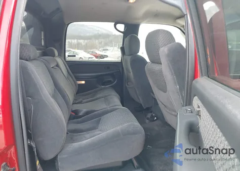 2002 Chevrolet Avalanche 1500 from USA, damaged, VIN 3GNEK13T82G213912